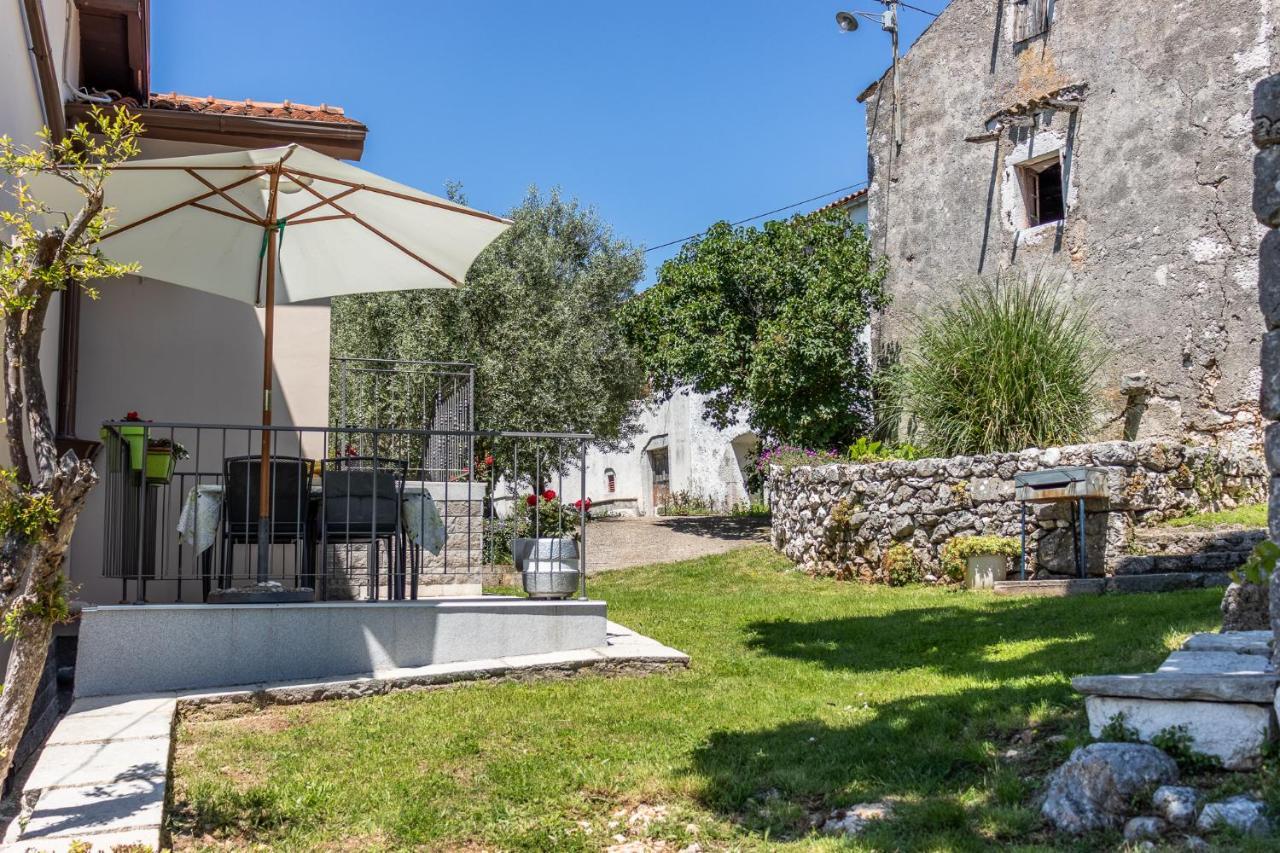 Apartman Danijela Zagorje Exterior foto